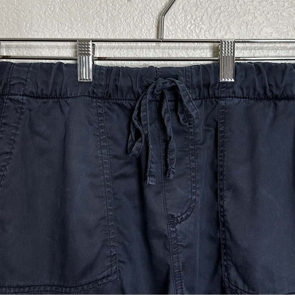 GAP 100% Lyocell Midnight Blue Pull On Drawstring Shorts, Sz Large - Picture 3 of 12